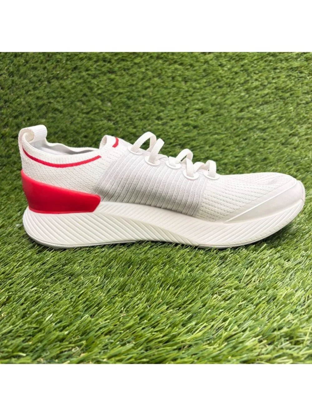 Allbirds Tree Gliders Womens Size 8.5 White Red Athletic Running Shoes Sneakers